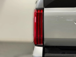 Toyota Tundra 2WD SR5 CrewMax 5.5' Bed (Natl) 2026