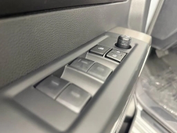 Toyota Tundra 2WD SR5 CrewMax 5.5' Bed (Natl) 2026