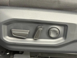 Toyota Tundra 2WD SR5 CrewMax 5.5' Bed (Natl) 2026