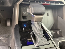 Toyota Tundra 2WD SR5 CrewMax 5.5' Bed (Natl) 2026