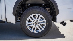 Toyota Tundra 2WD SR5 CrewMax 5.5' Bed (Natl) 2026