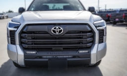 Toyota Tundra 2WD SR5 CrewMax 6.5' Bed (Natl) 2026