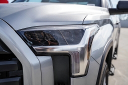 Toyota Tundra 2WD SR5 CrewMax 6.5' Bed (Natl) 2026