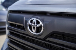 Toyota Tundra 2WD SR5 CrewMax 6.5' Bed (Natl) 2026