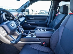 Toyota Tundra 2WD SR5 CrewMax 6.5' Bed (Natl) 2026