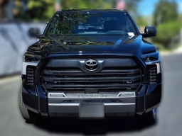 Toyota Tundra 2WD SR5 CrewMax 6.5' Bed (Natl) 2026