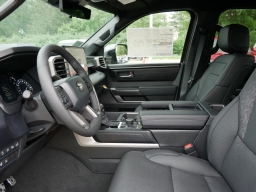 Toyota Tundra 4WD SR5 CrewMax 5.5' Bed (Natl) 2025