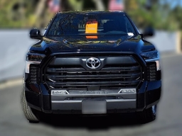 Toyota Tundra 4WD SR5 CrewMax 5.5' Bed (Natl) 2026