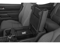 Toyota Tundra 4WD SR5 CrewMax 5.5' Bed (Natl) 2026