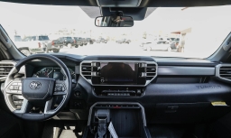 Toyota Tundra 4WD SR5 CrewMax 5.5' Bed (Natl) 2026