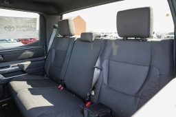 Toyota Tundra 4WD SR5 CrewMax 5.5' Bed (Natl) 2026