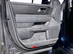 Toyota Tundra 4WD SR5 CrewMax 5.5' Bed (Natl) 2026