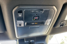 Toyota Tundra 4WD SR5 CrewMax 5.5' Bed (Natl) 2026