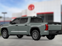 Toyota Tundra 4WD SR5 CrewMax 5.5' Bed (Natl) 2026