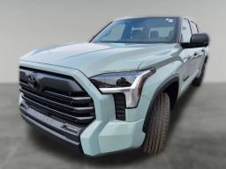 Toyota Tundra 4WD SR5 CrewMax 5.5' Bed (Natl) 2026