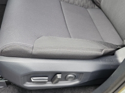 Toyota Tundra 4WD SR5 CrewMax 5.5' Bed (Natl) 2026