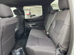 Toyota Tundra 4WD SR5 CrewMax 5.5' Bed (Natl) 2026