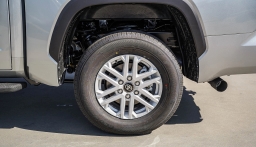 Toyota Tundra 4WD SR5 CrewMax 5.5' Bed (Natl) 2026