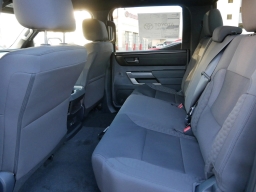 Toyota Tundra 4WD SR5 CrewMax 5.5' Bed (Natl) 2026