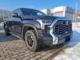Toyota Tundra 4WD SR5 CrewMax 5.5' Bed (Natl) 2026