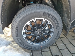 Toyota Tundra 4WD SR5 CrewMax 5.5' Bed (Natl) 2026