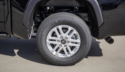 Toyota Tundra 4WD SR5 CrewMax 5.5' Bed (Natl) 2026