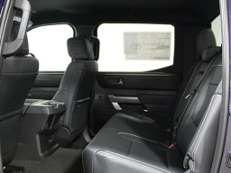 Toyota Tundra 4WD SR5 CrewMax 5.5' Bed (Natl) 2026