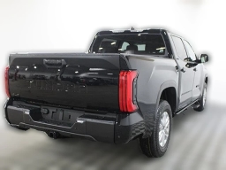 Toyota Tundra 4WD SR5 CrewMax 5.5' Bed (Natl) 2026