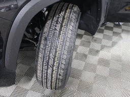 Toyota Tundra 4WD SR5 CrewMax 5.5' Bed (Natl) 2026