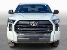 Toyota Tundra 4WD SR5 CrewMax 5.5' Bed (Natl) 2026
