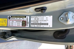 Toyota Tundra 4WD SR5 CrewMax 5.5' Bed (Natl) 2026