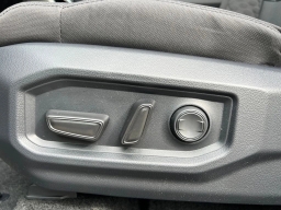 Toyota Tundra 4WD SR5 CrewMax 5.5' Bed (Natl) 2026