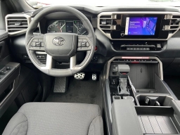 Toyota Tundra 4WD SR5 CrewMax 5.5' Bed (Natl) 2026