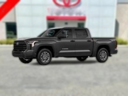 Toyota Tundra 4WD SR5 CrewMax 5.5' Bed (Natl) 2026