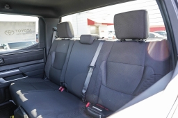 Toyota Tundra 4WD SR5 CrewMax 5.5' Bed (Natl) 2026