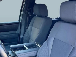 Toyota Tundra 4WD SR5 CrewMax 5.5' Bed (Natl) 2026