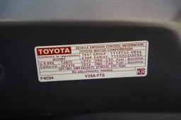 Toyota Tundra 4WD SR5 CrewMax 5.5' Bed (Natl) 2026