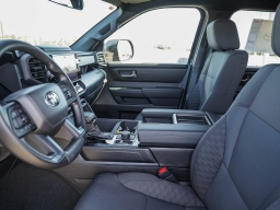 Toyota Tundra 4WD SR5 CrewMax 5.5' Bed (Natl) 2026