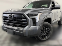 Toyota Tundra 4WD SR5 CrewMax 5.5' Bed (Natl) 2026