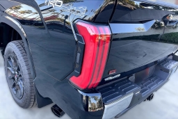 Toyota Tundra 4WD 1794 Edition CrewMax 5.5' Bed (Natl) 2026