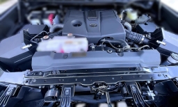 Toyota Tundra 4WD 1794 Edition CrewMax 5.5' Bed (Natl) 2026