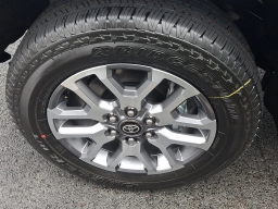 Toyota Tundra 4WD 1794 Edition CrewMax 5.5' Bed (Natl) 2026