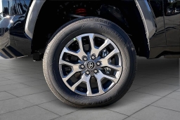 Toyota Tundra 4WD 1794 Edition CrewMax 5.5' Bed (Natl) 2026