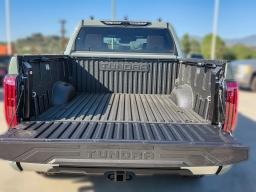 Toyota Tundra 4WD 1794 Edition Hybrid CrewMax 5.5' Bed (Natl) 2026