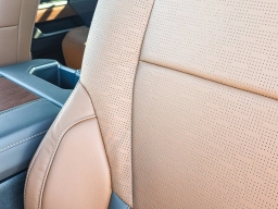 Toyota Tundra 4WD 1794 Edition Hybrid CrewMax 5.5' Bed (Natl) 2026