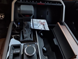 Toyota Tundra 4WD 1794 Edition Hybrid CrewMax 5.5' Bed (Natl) 2026