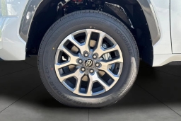 Toyota Tundra 4WD 1794 Edition Hybrid CrewMax 5.5' Bed (Natl) 2026
