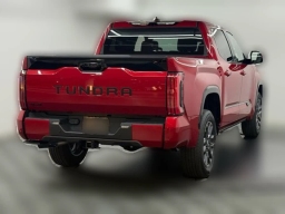 Toyota Tundra 4WD Platinum CrewMax 5.5' Bed (Natl) 2026