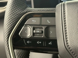 Toyota Tundra 4WD Platinum CrewMax 5.5' Bed (Natl) 2026