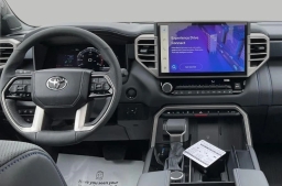 Toyota Tundra 4WD Platinum CrewMax 5.5' Bed (Natl) 2026